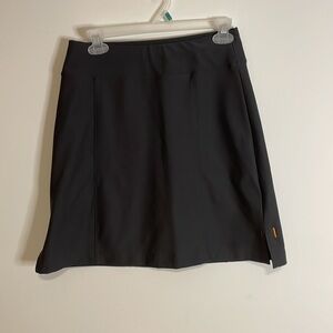 LUCY tech Active Wear Skirt XS Dark Gray Side Slit Logo Athleisure Tennis